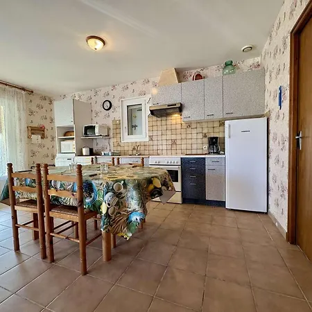 Maison Calme A Saint-pierre D'oleron, 6 Couchages, Jardin Et Parking - Fr-1-246a-336 *